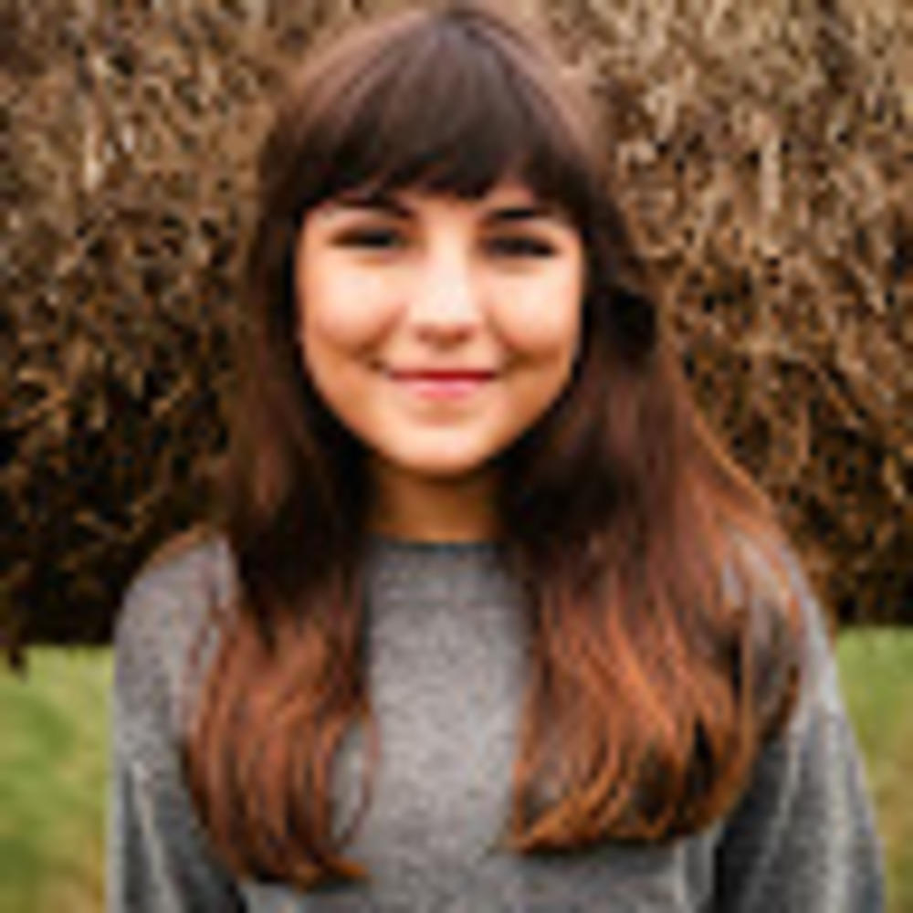 Meet your Posher, Alixandra